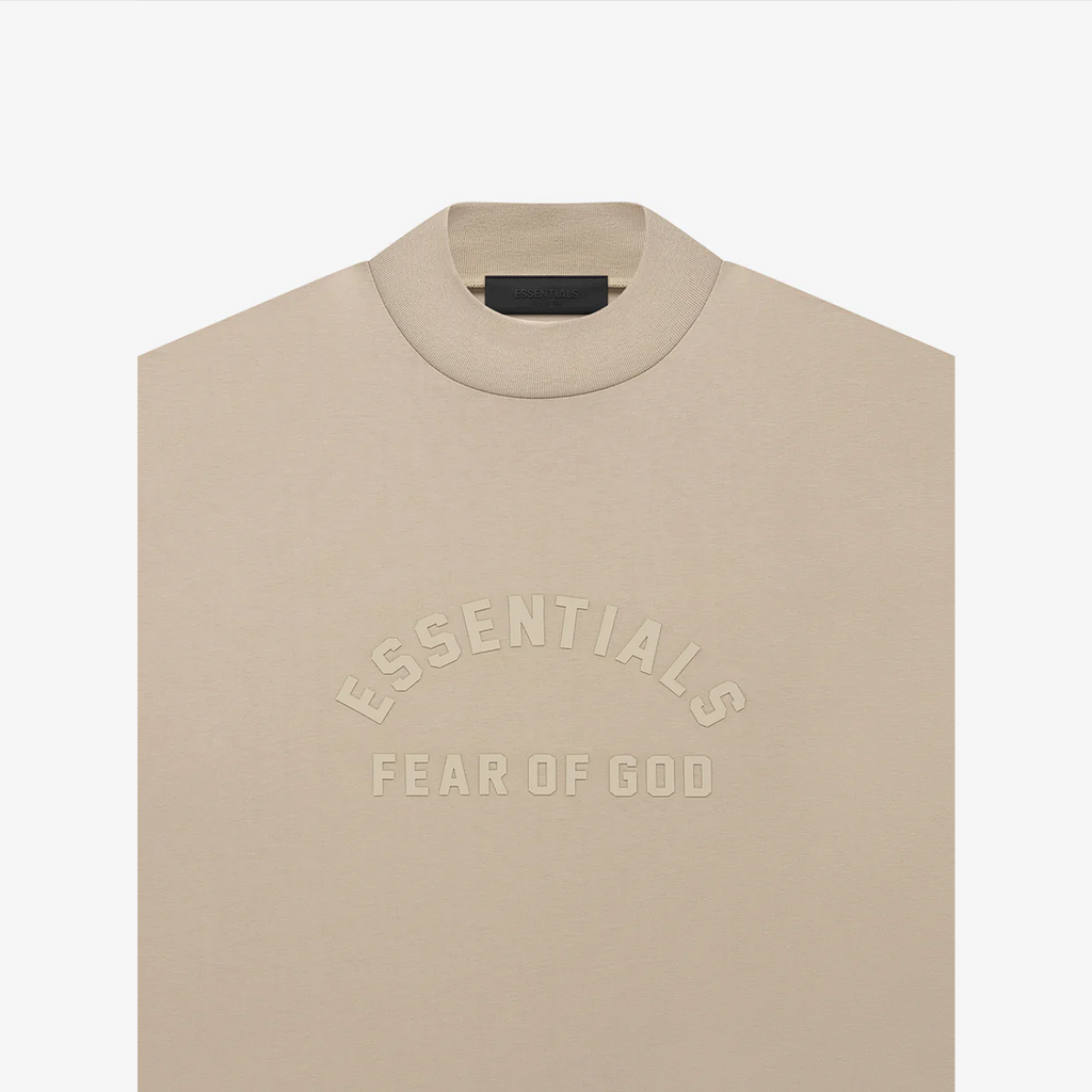 Essentials Black Collection T-shirt – Dusty Beige